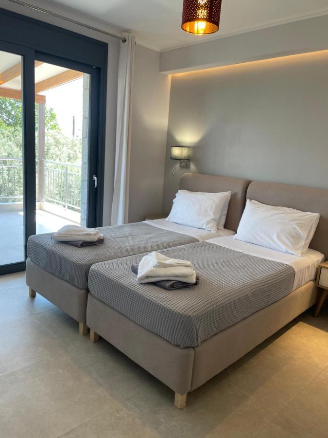 Iris Villas Complex Frínion Buitenkant foto
