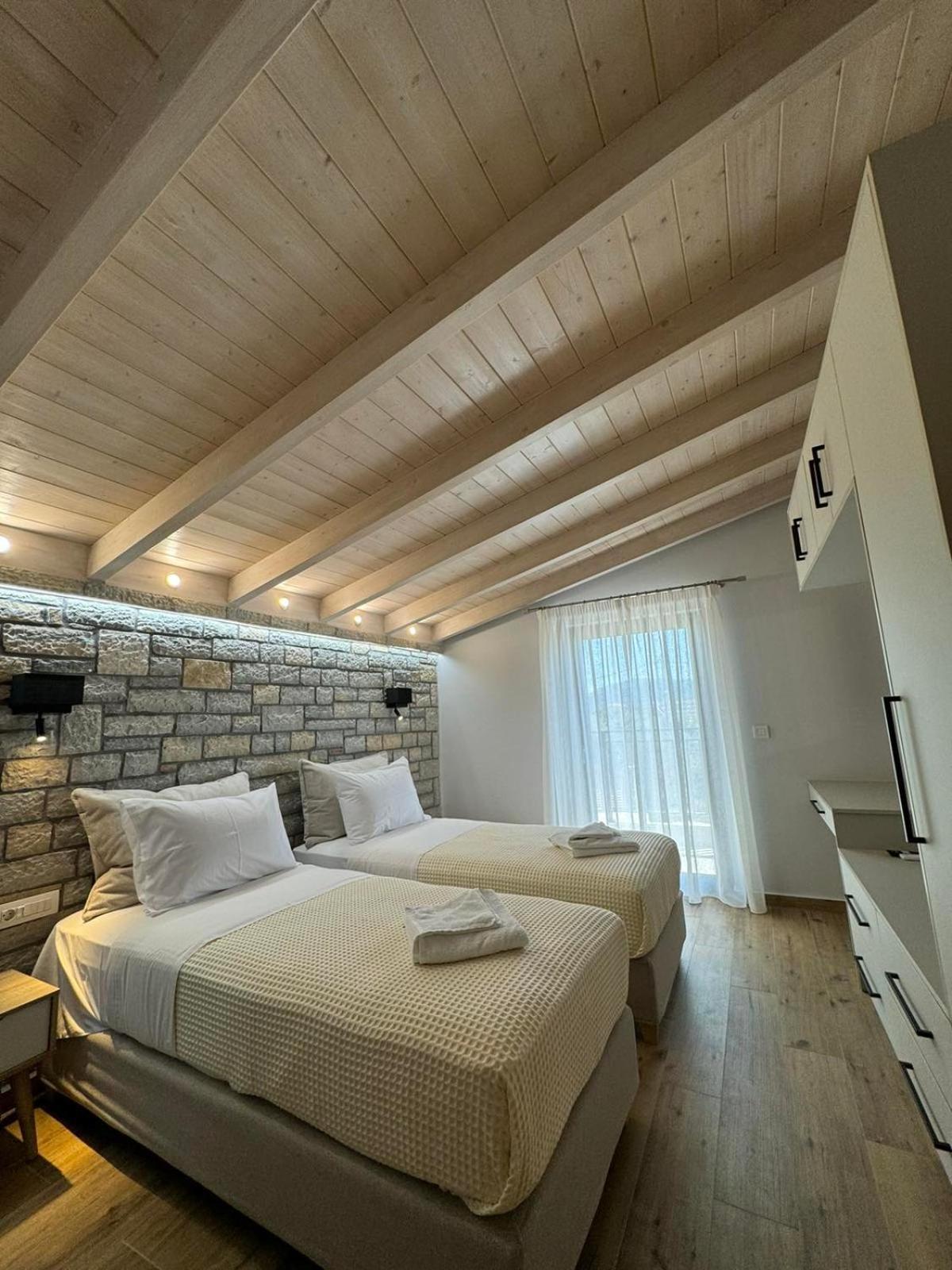 Iris Villas Complex Frínion Buitenkant foto